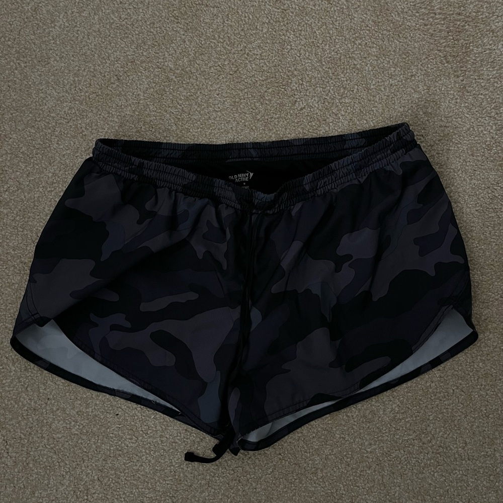 Old Navy Black Camo Athletic Shorts